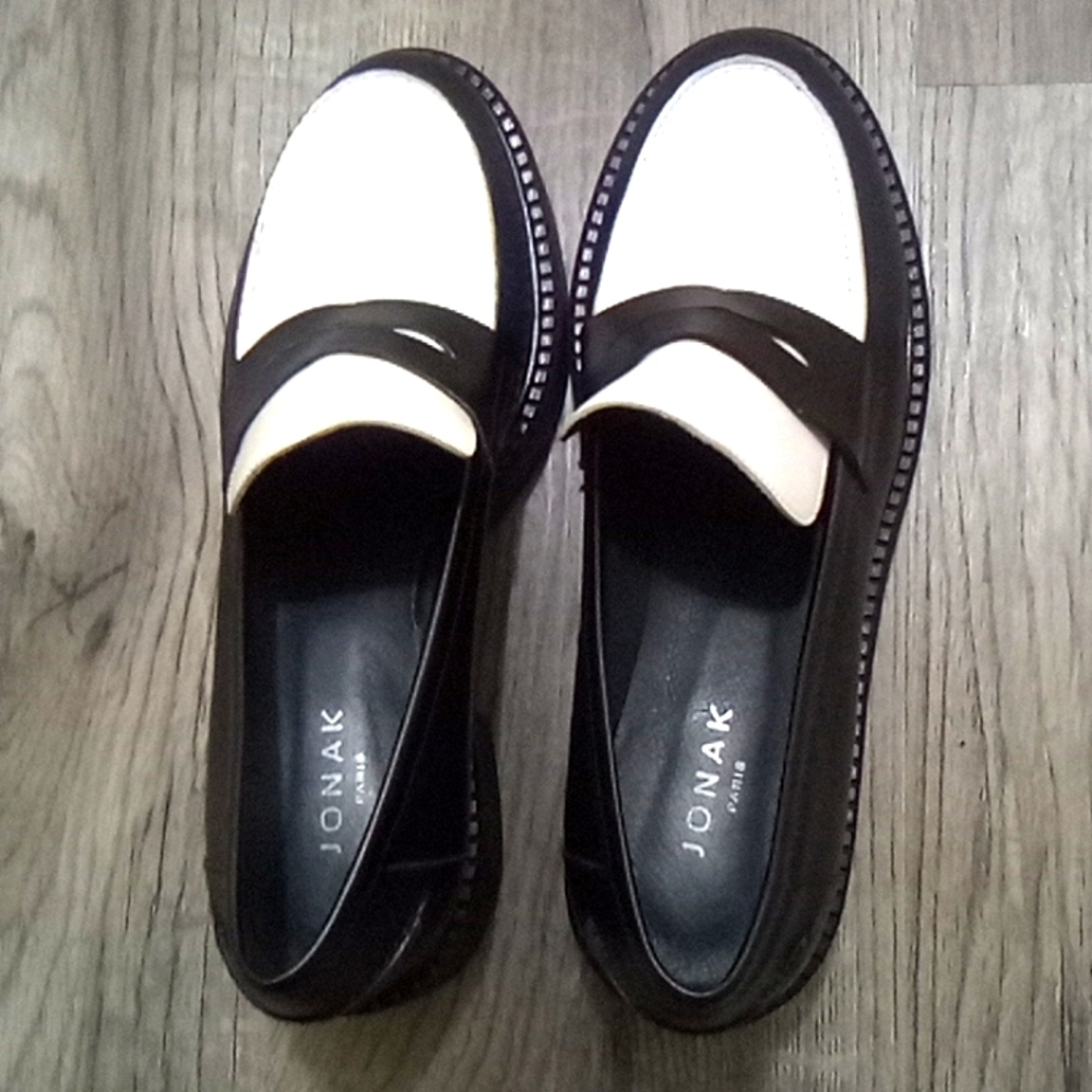 Jonak Paris leather black and white shoes size 40